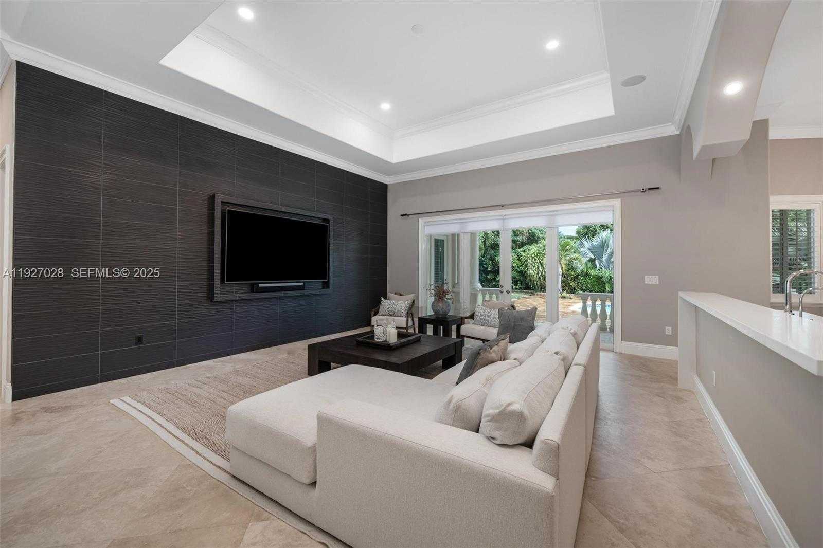 Small Image of 6890 SOUTH WEST 94TH ST, Pinecrest Number 28