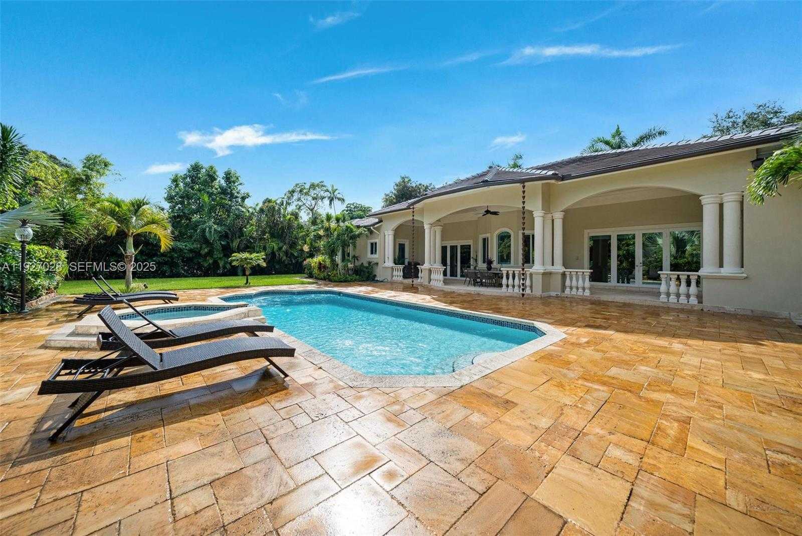 Small Image of 6890 SOUTH WEST 94TH ST, Pinecrest Number 37