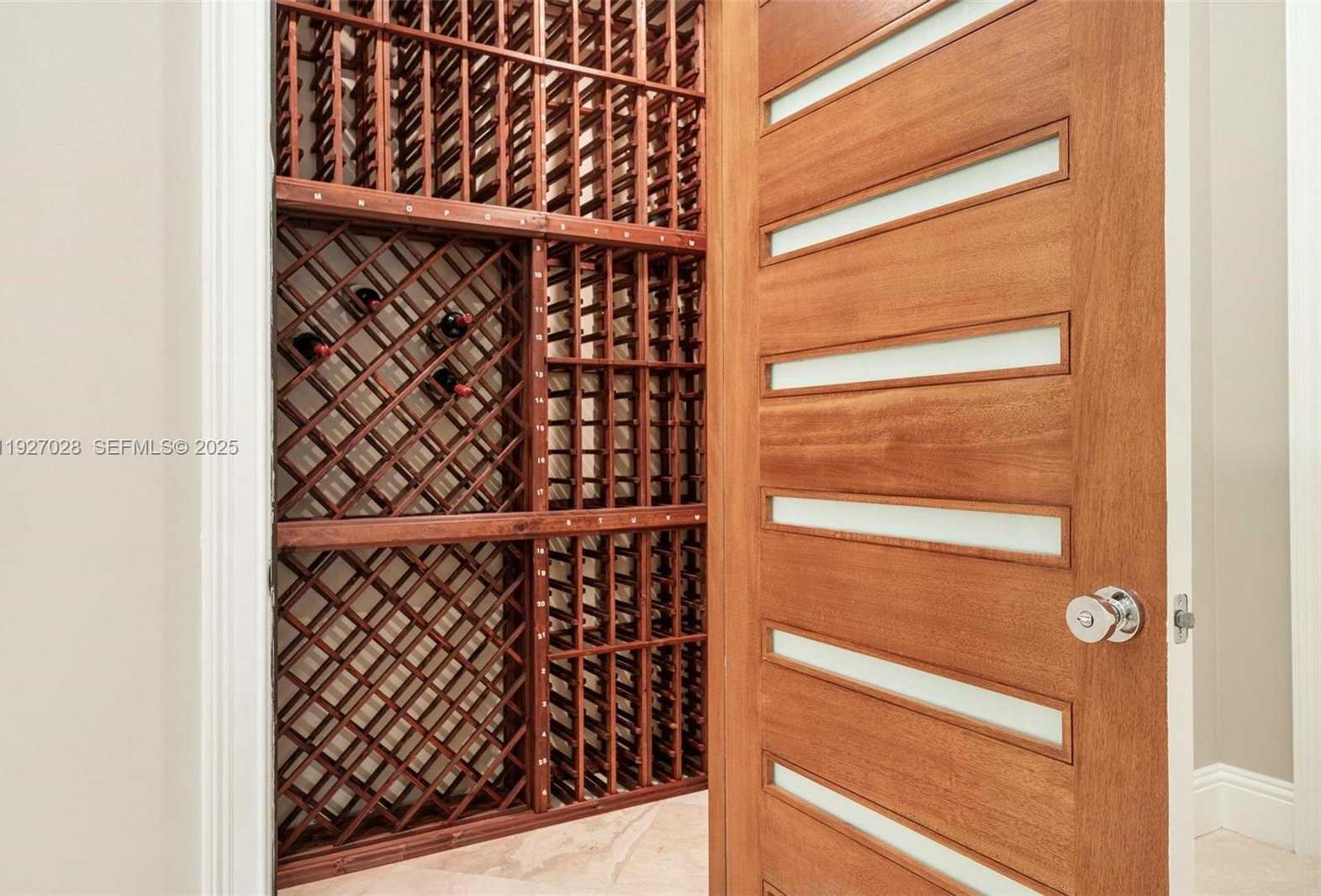 Small Image of 6890 SOUTH WEST 94TH ST, Pinecrest Number 47