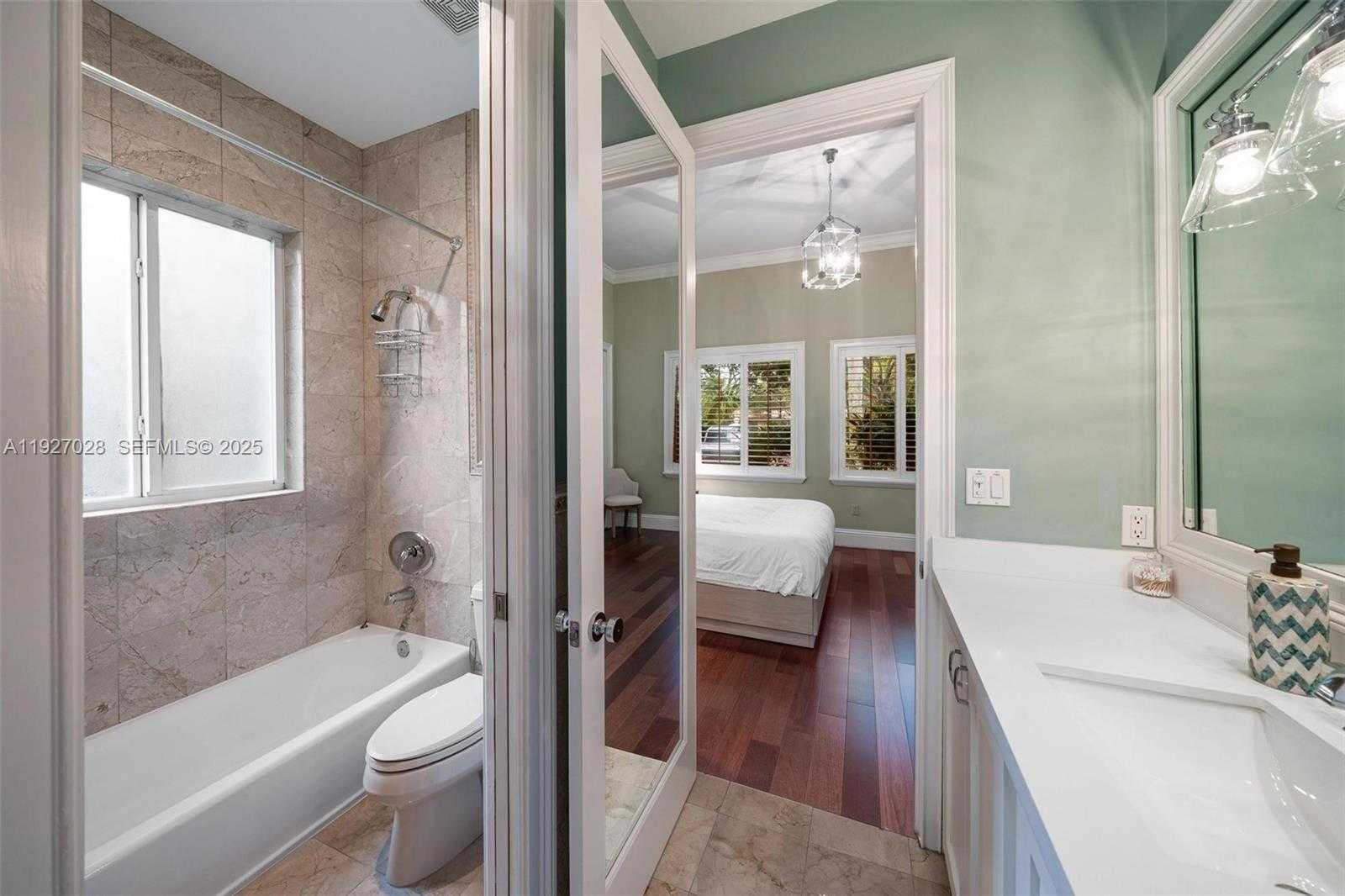 Small Image of 6890 SOUTH WEST 94TH ST, Pinecrest Number 61