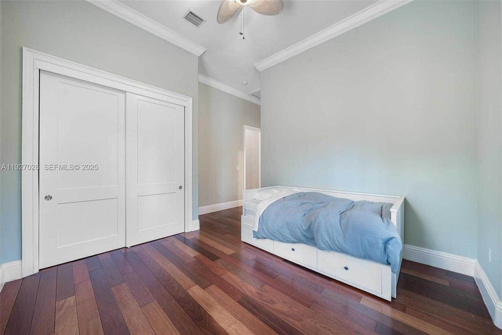 Small Image of 6890 SOUTH WEST 94TH ST, Pinecrest Number 67