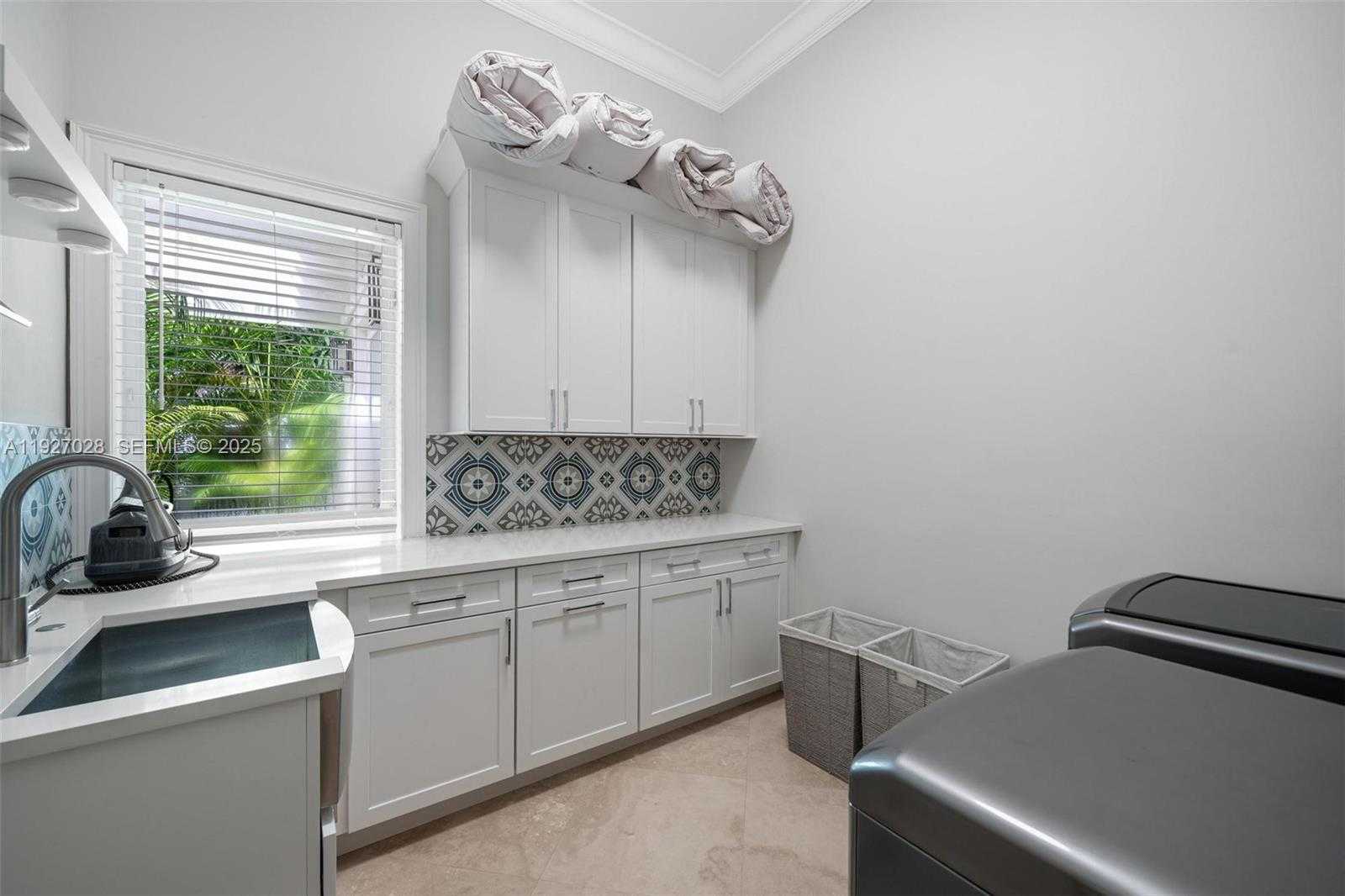 Small Image of 6890 SOUTH WEST 94TH ST, Pinecrest Number 72