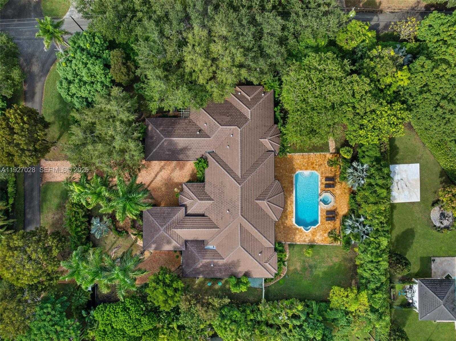 Small Image of 6890 SOUTH WEST 94TH ST, Pinecrest Number 78