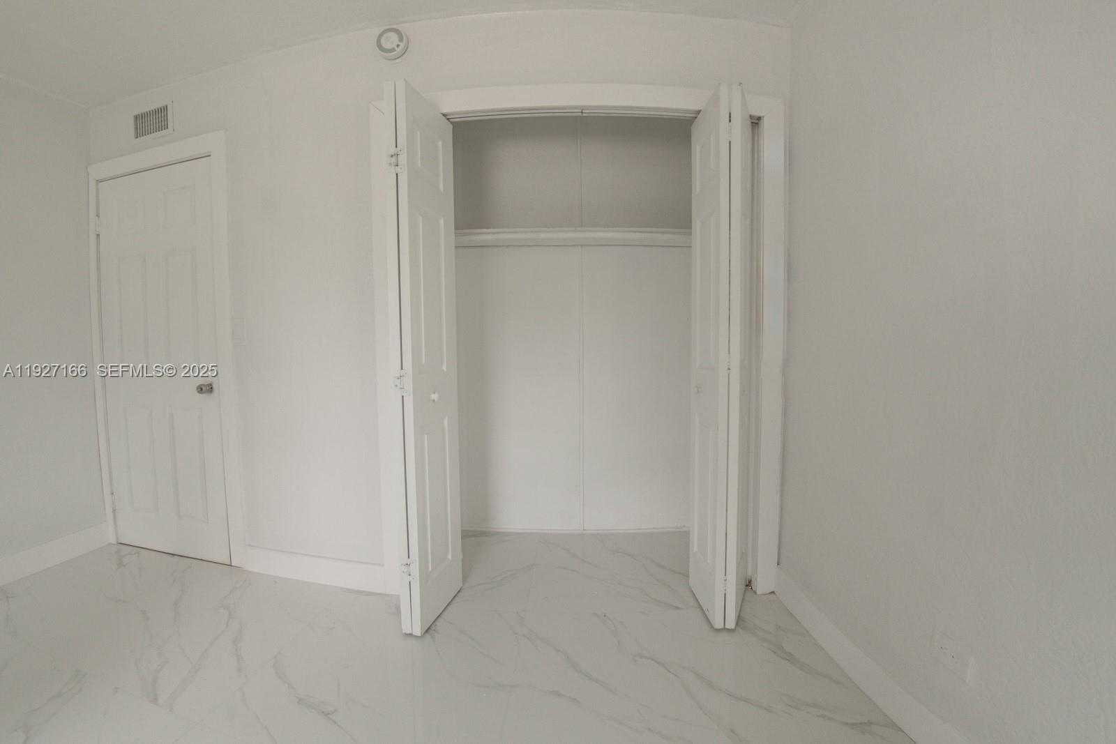 Small Image of 14920 GARFIELD DR, Homestead Number 16