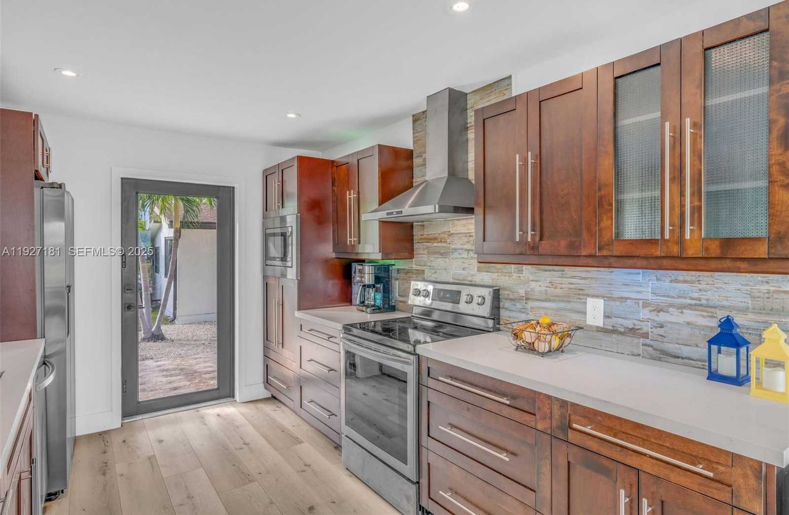 Small Image of 30468 OLEANDER BLVD, Big Pine Number 15