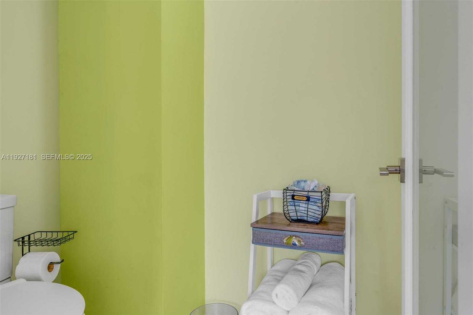 Small Image of 30468 OLEANDER BLVD, Big Pine Number 28