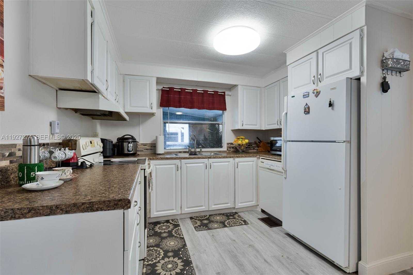 Small Image of 53005 DEL RIO BAY, Palm Beach Number 10