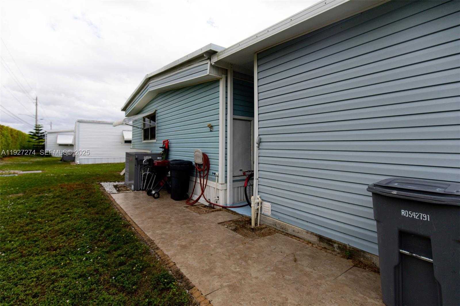 Small Image of 53005 DEL RIO BAY, Palm Beach Number 17