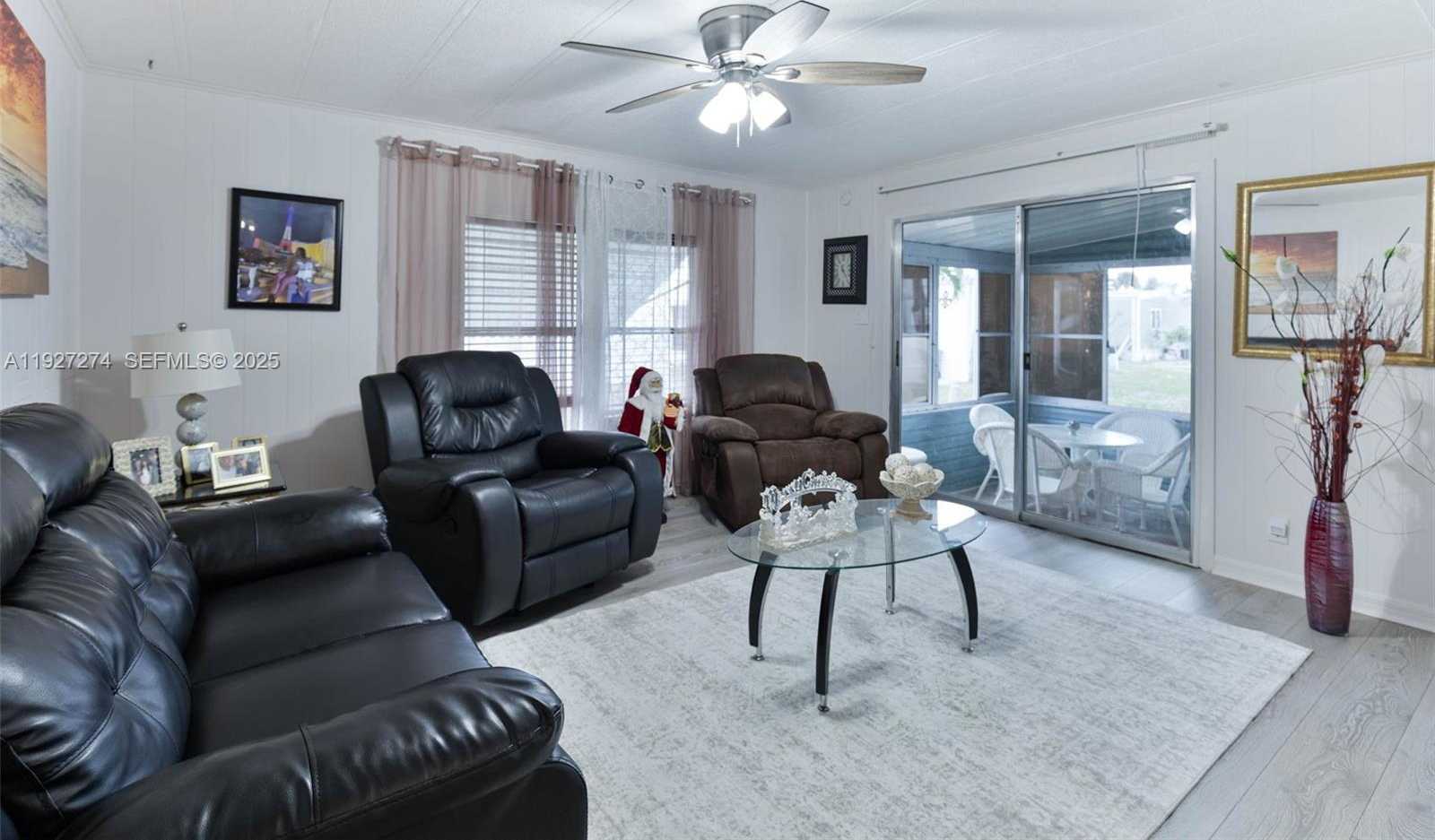 Small Image of 53005 DEL RIO BAY, Palm Beach Number 8