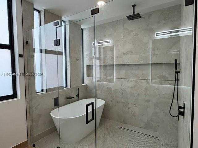 Small Image of 1729 NORTH EAST 16TH TER, Fort Lauderdale Number 27