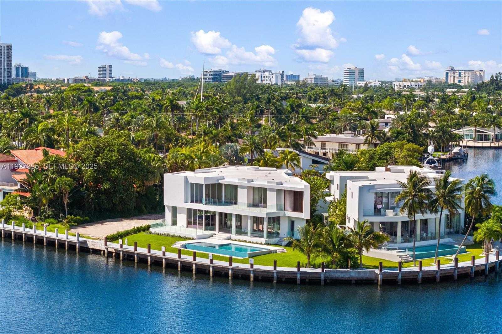 Small Image of 503 PALM DR, Hallandale Beach Number 15