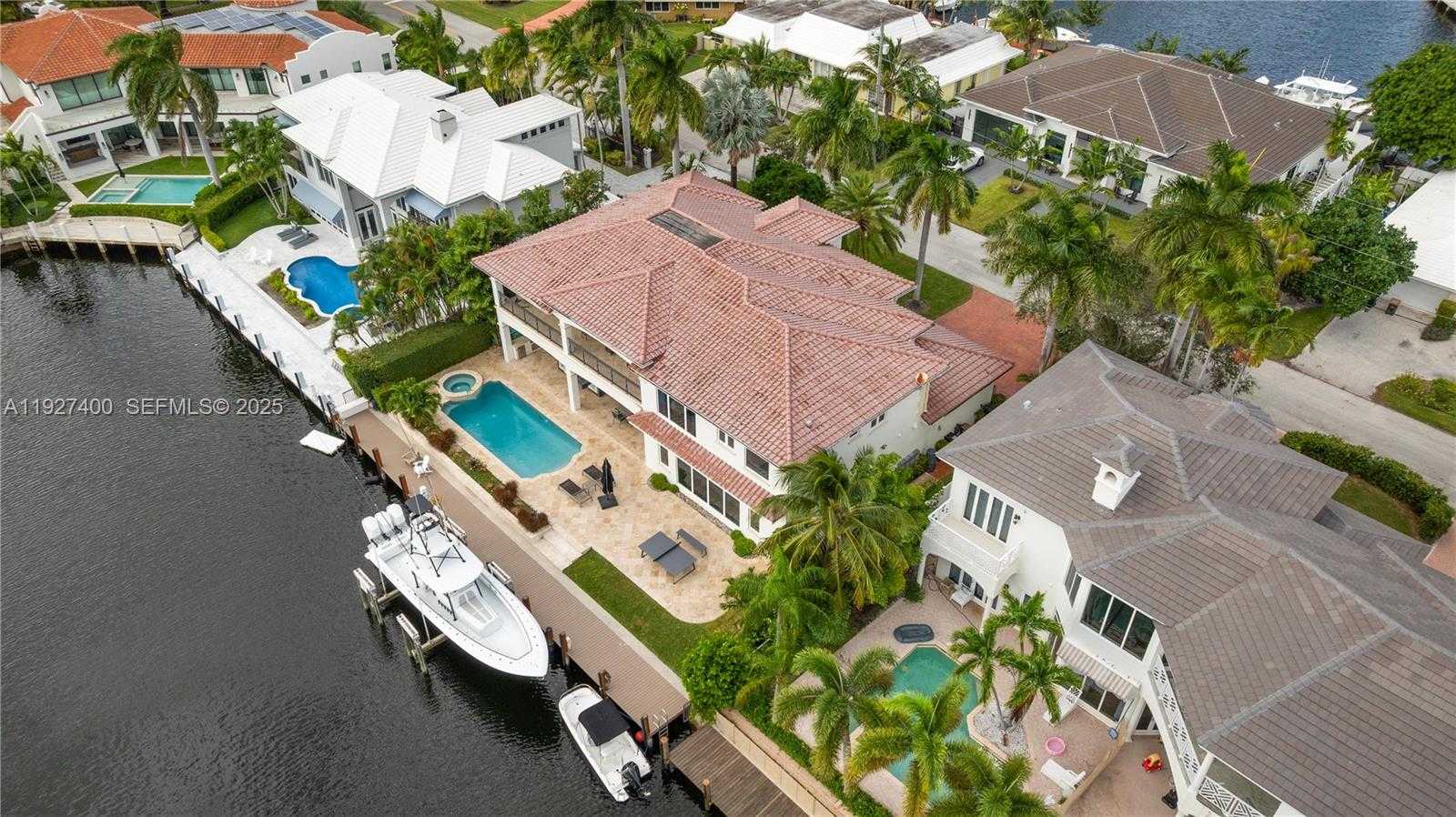 Small Image of 2320 NORTH EAST 34TH CT, Lighthouse Point Number 2