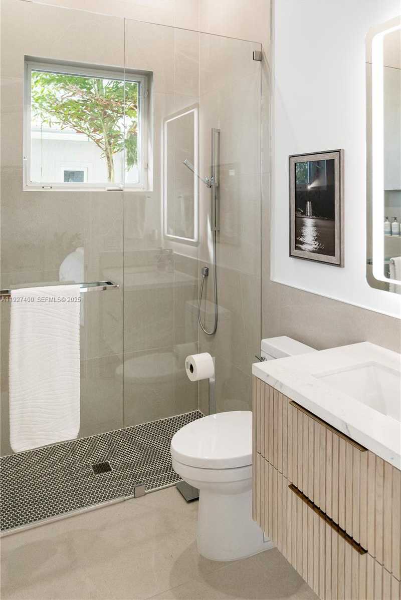 Small Image of 2320 NORTH EAST 34TH CT, Lighthouse Point Number 28