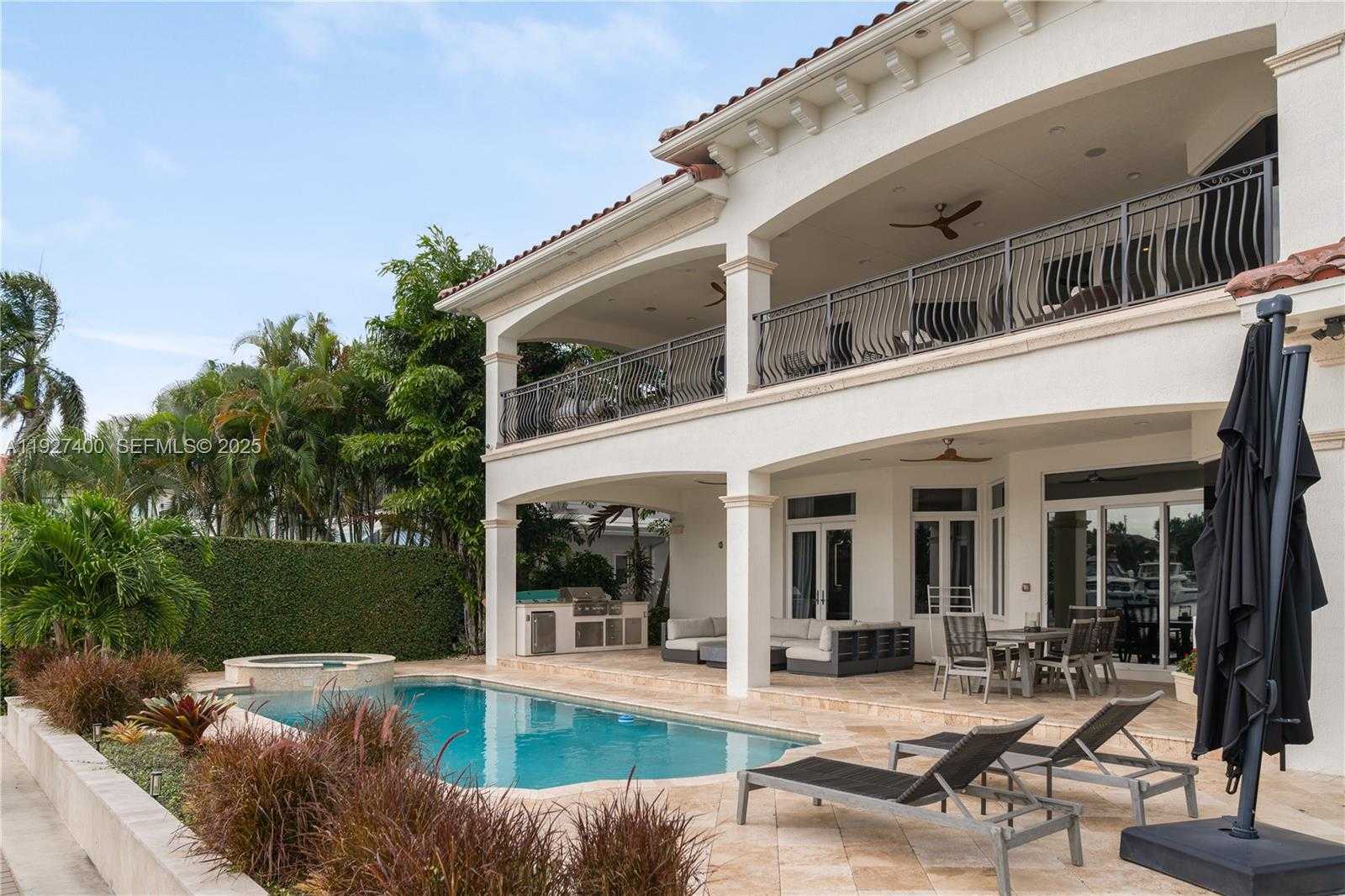 Small Image of 2320 NORTH EAST 34TH CT, Lighthouse Point Number 4