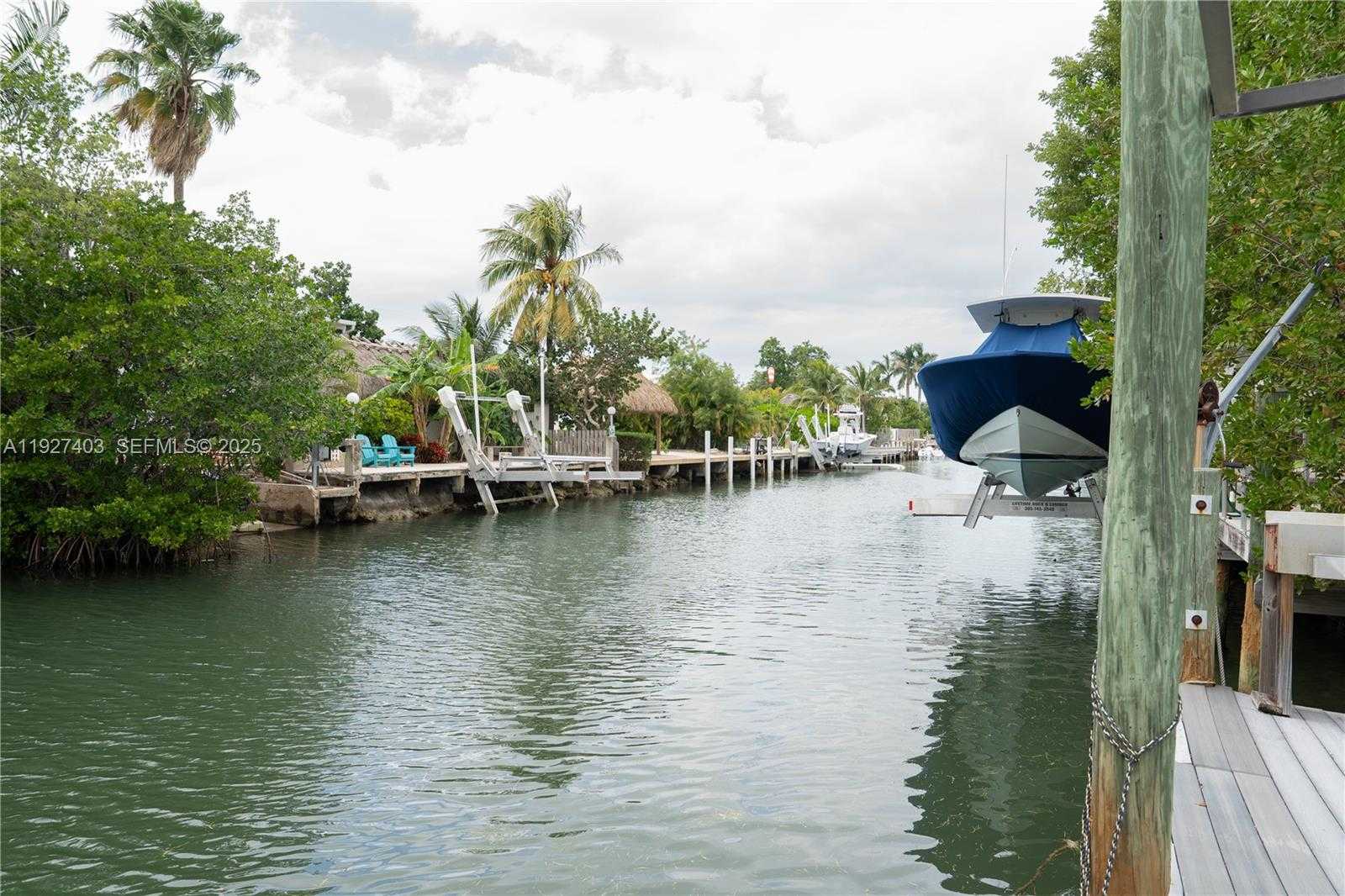 Small Image of 1403 GROUPER DR, Marathon Number 17