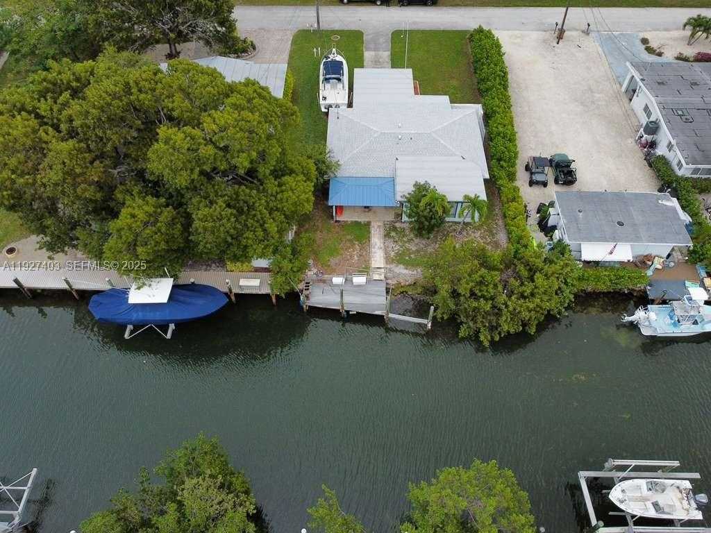 Small Image of 1403 GROUPER DR, Marathon Number 2