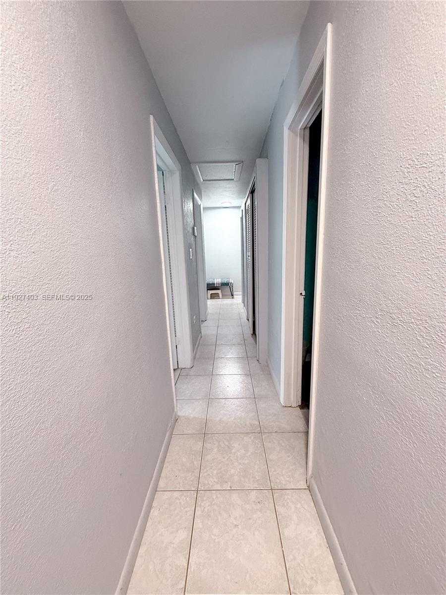 Small Image of 1403 GROUPER DR, Marathon Number 31