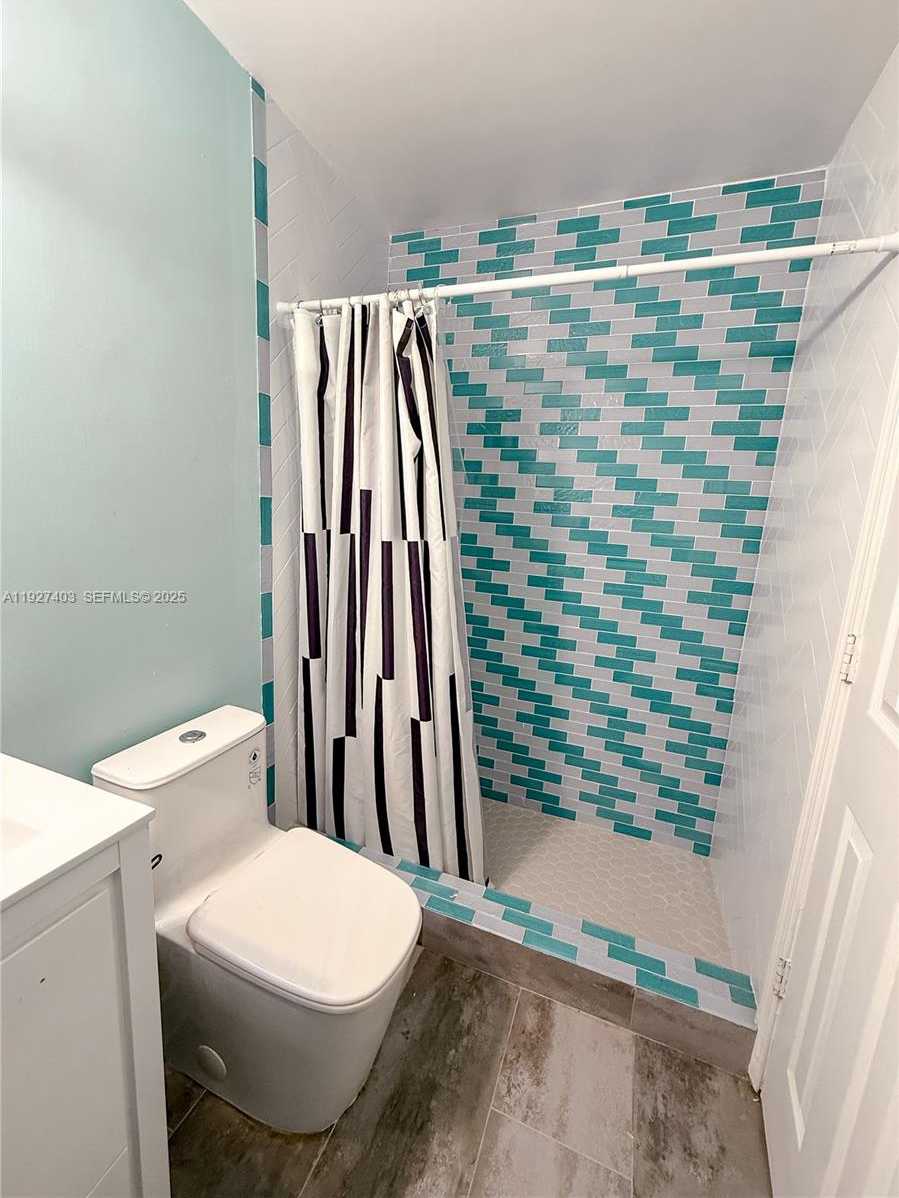 Small Image of 1403 GROUPER DR, Marathon Number 33