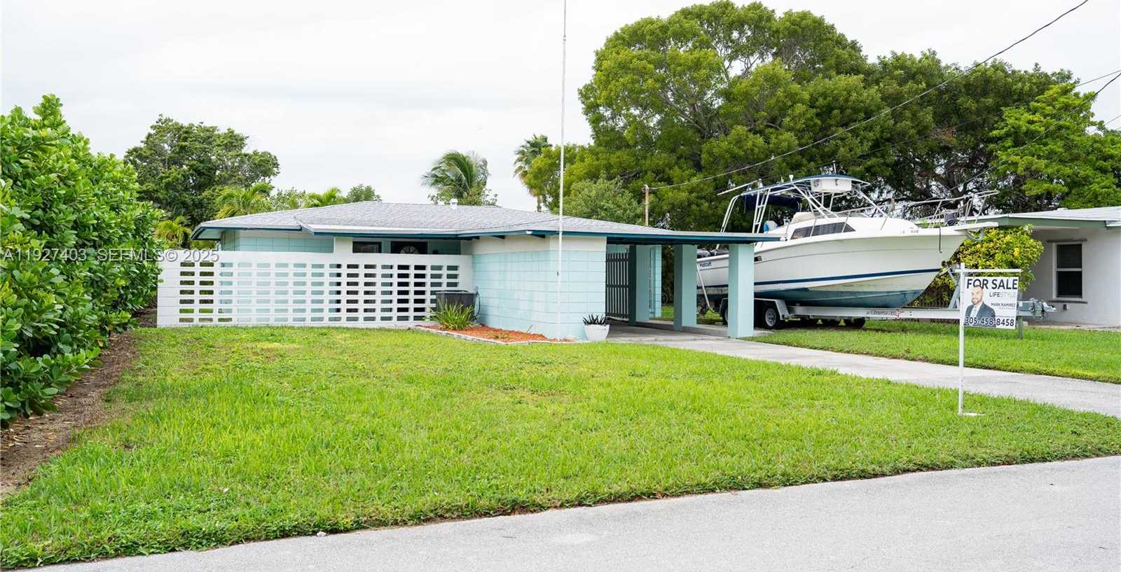 Small Image of 1403 GROUPER DR, Marathon Number 9