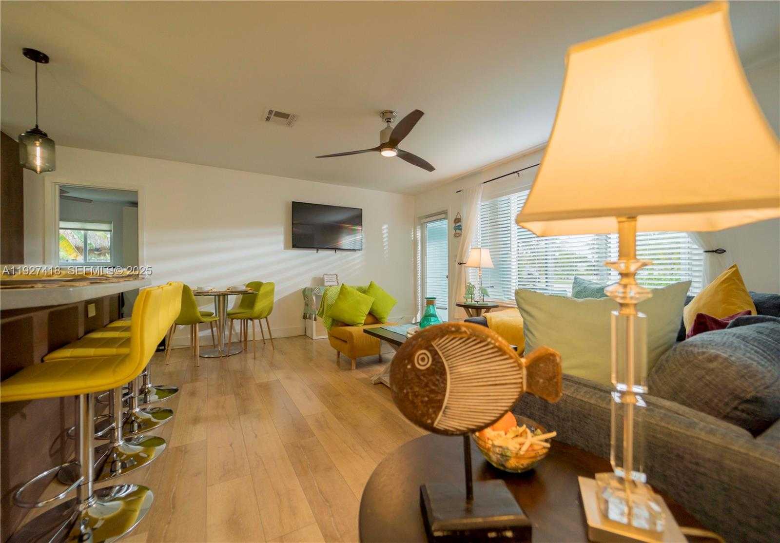 Small Image of 269 SOUTH EAST 8TH AVE, Deerfield Beach Number 15