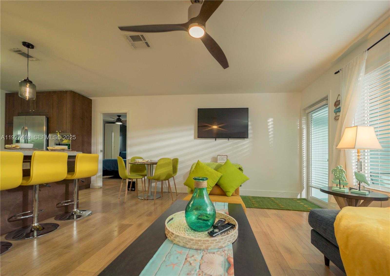 Small Image of 269 SOUTH EAST 8TH AVE, Deerfield Beach Number 16