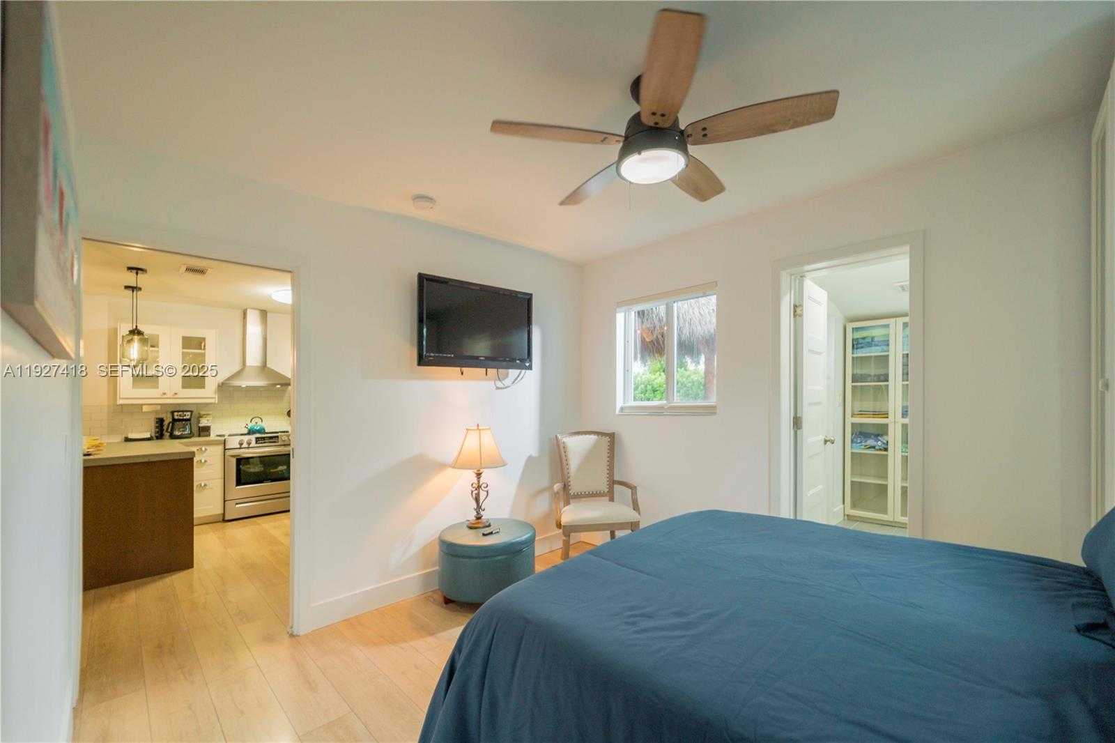 Small Image of 269 SOUTH EAST 8TH AVE, Deerfield Beach Number 21