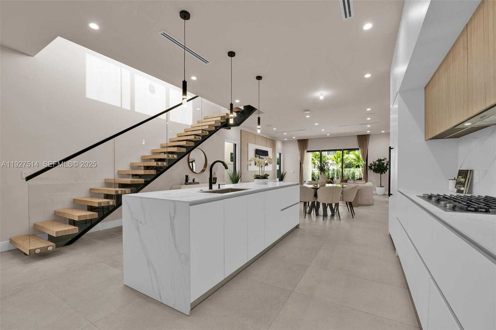 Small Image of 915 NORTH EAST 17TH TER, Fort Lauderdale Number 21