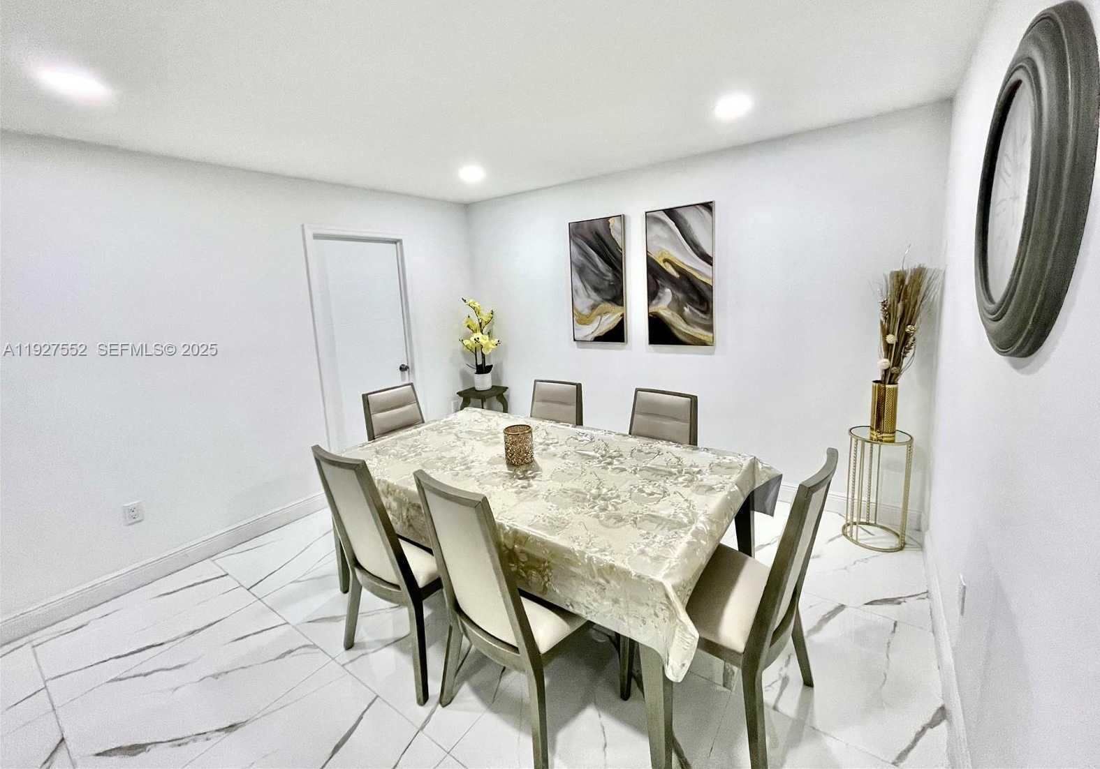 Small Image of 1017 SOUTH WEST 124TH CT, Miami Number 12