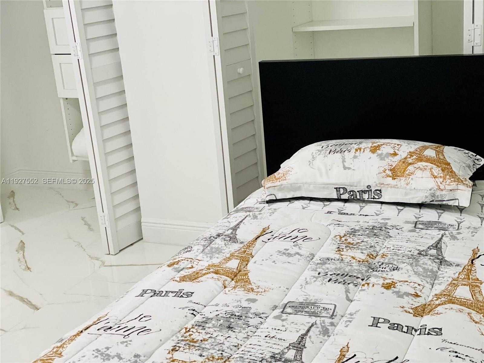 Small Image of 1017 SOUTH WEST 124TH CT, Miami Number 14