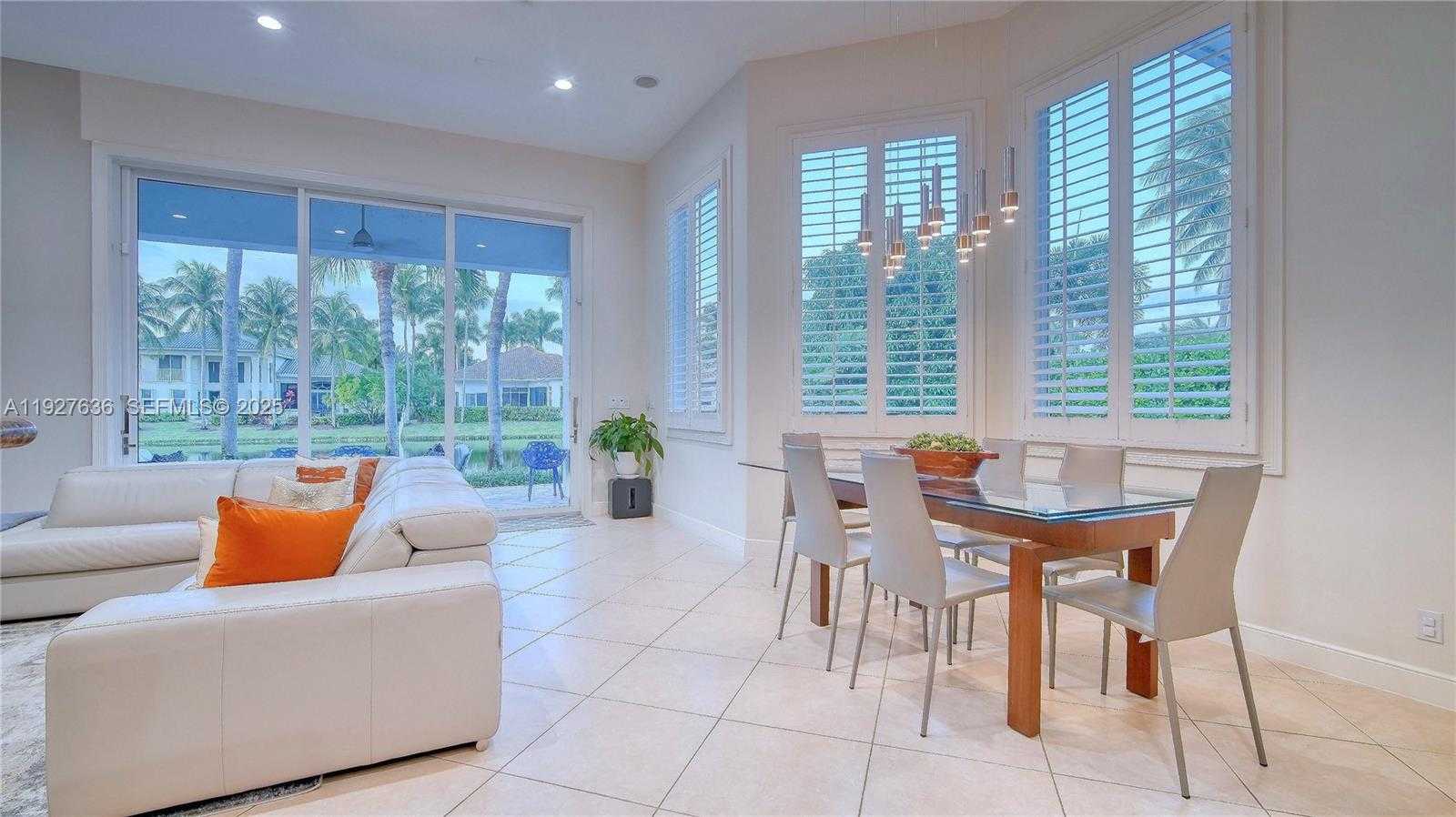 Small Image of 10921 HAWKS VISTA ST, Plantation Number 21