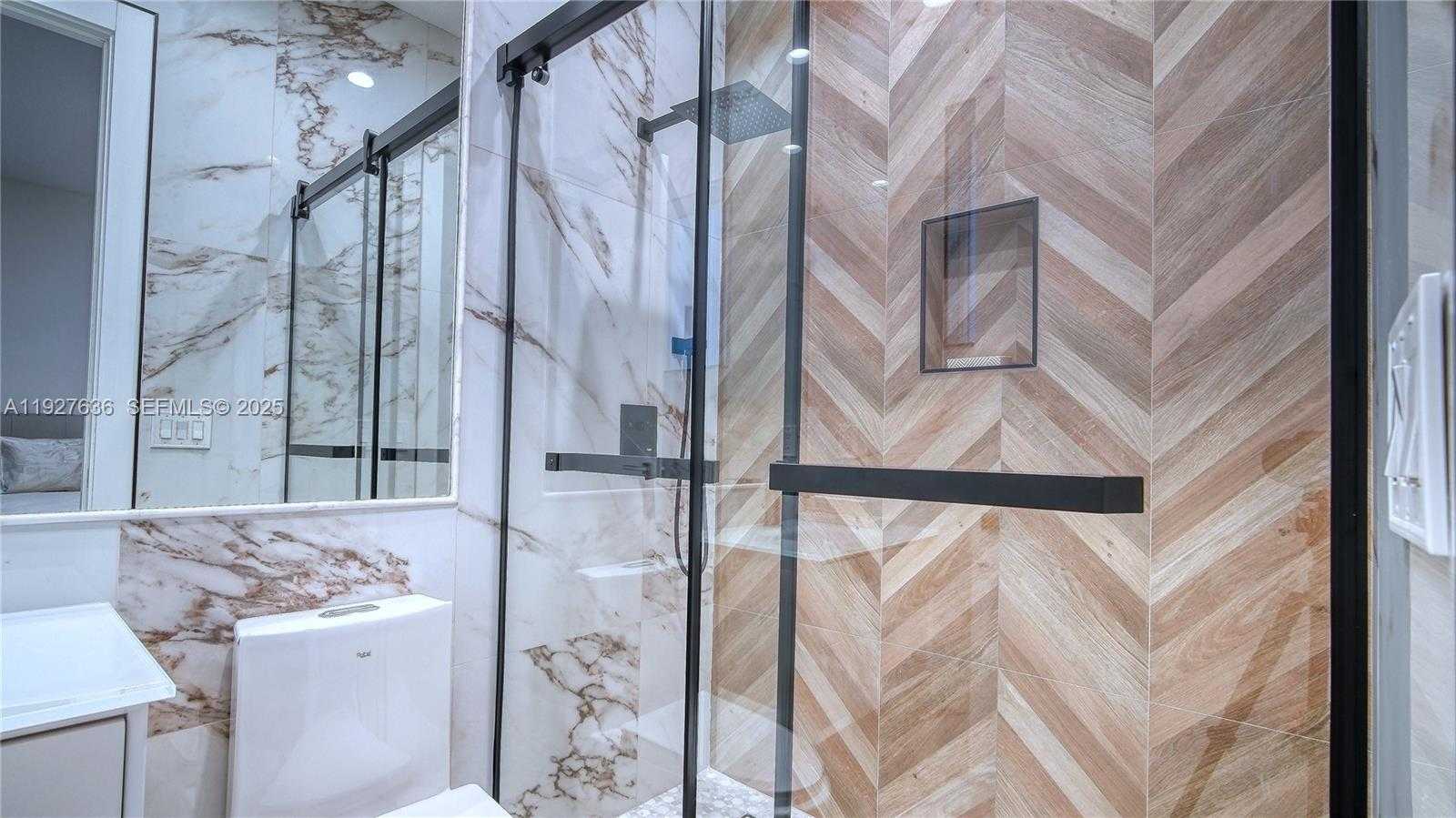 Small Image of 10921 HAWKS VISTA ST, Plantation Number 44