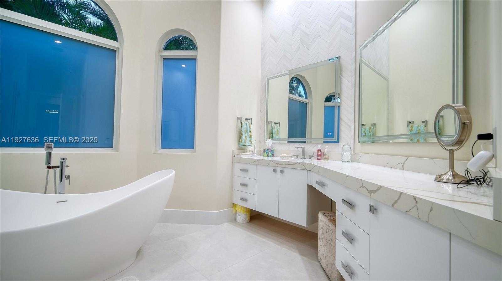 Small Image of 10921 HAWKS VISTA ST, Plantation Number 53