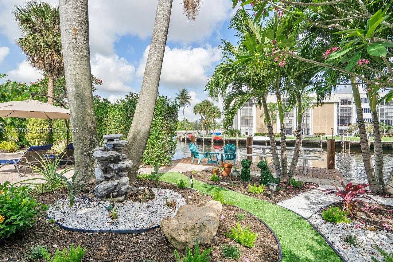 Small Image of 2837 NORTH EAST 17TH AVE, Wilton Manors Number 10