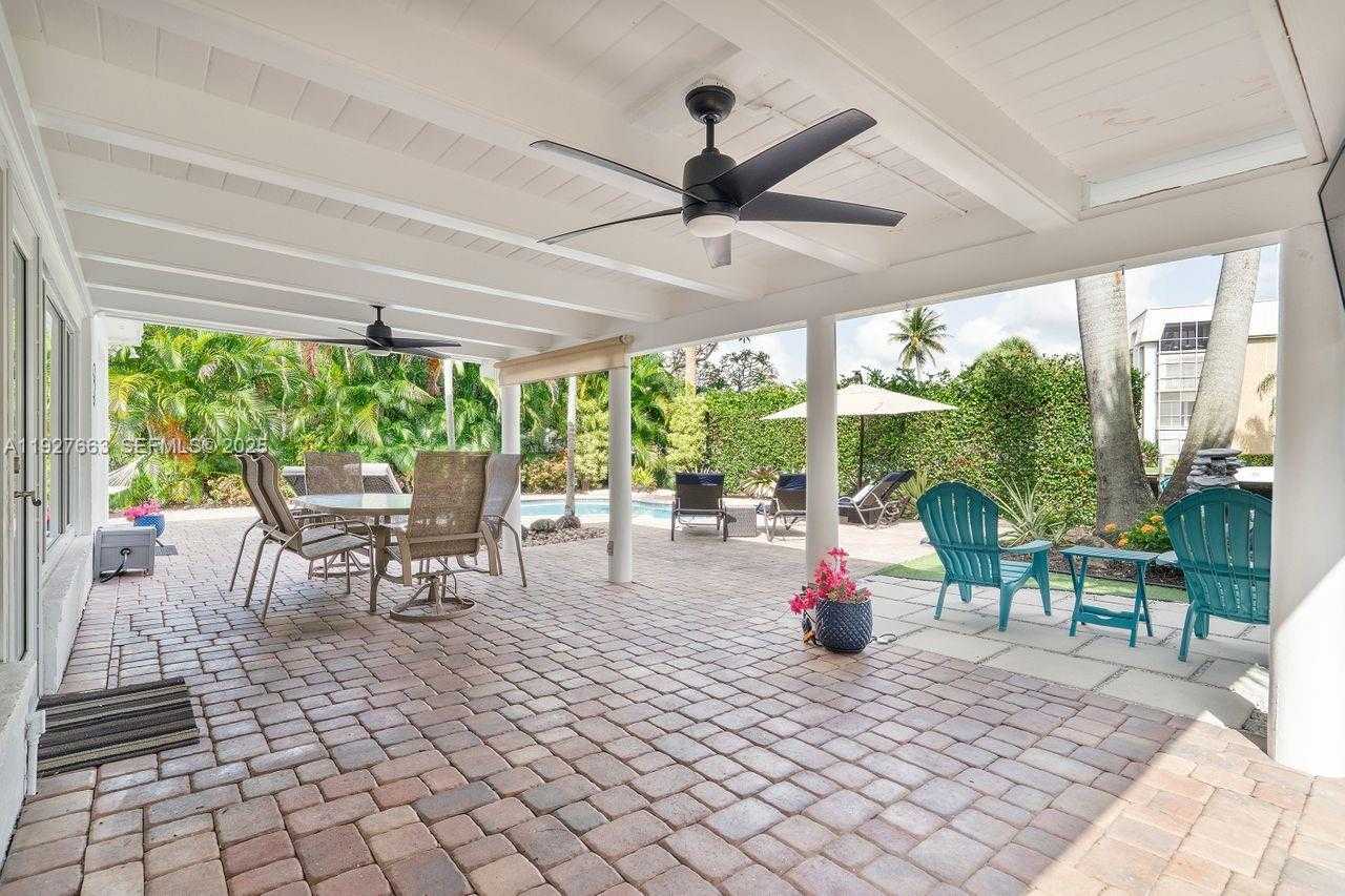 Small Image of 2837 NORTH EAST 17TH AVE, Wilton Manors Number 12