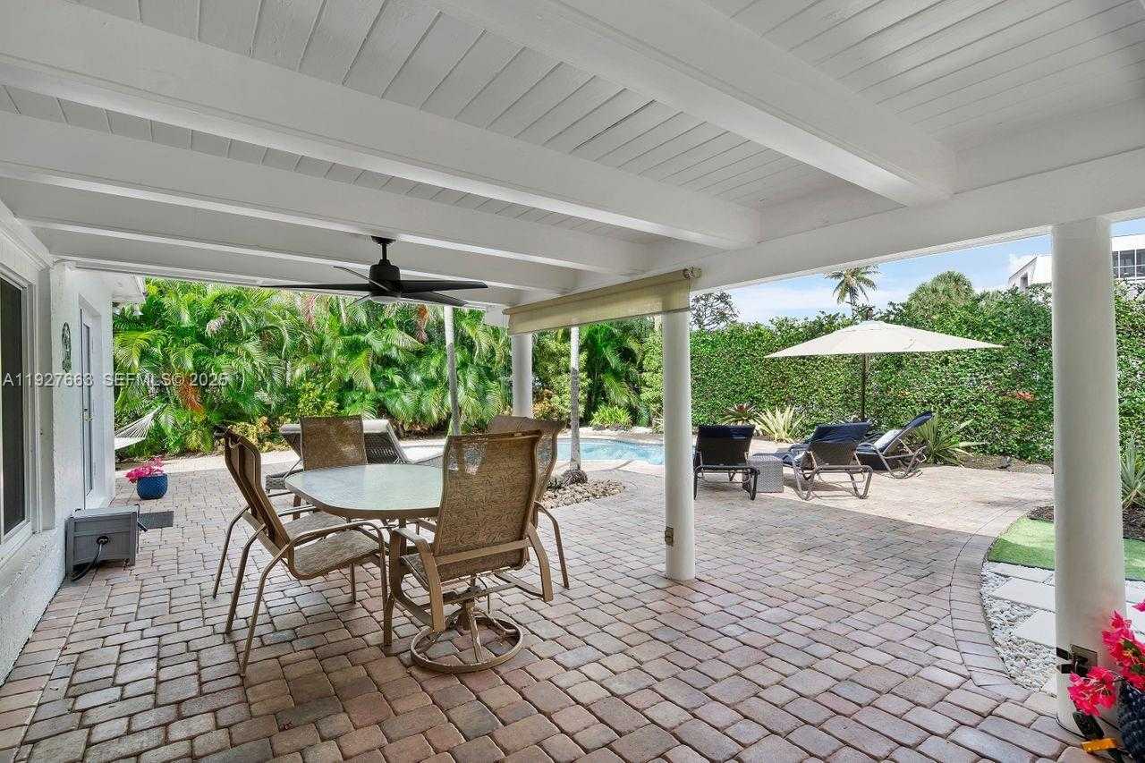 Small Image of 2837 NORTH EAST 17TH AVE, Wilton Manors Number 13