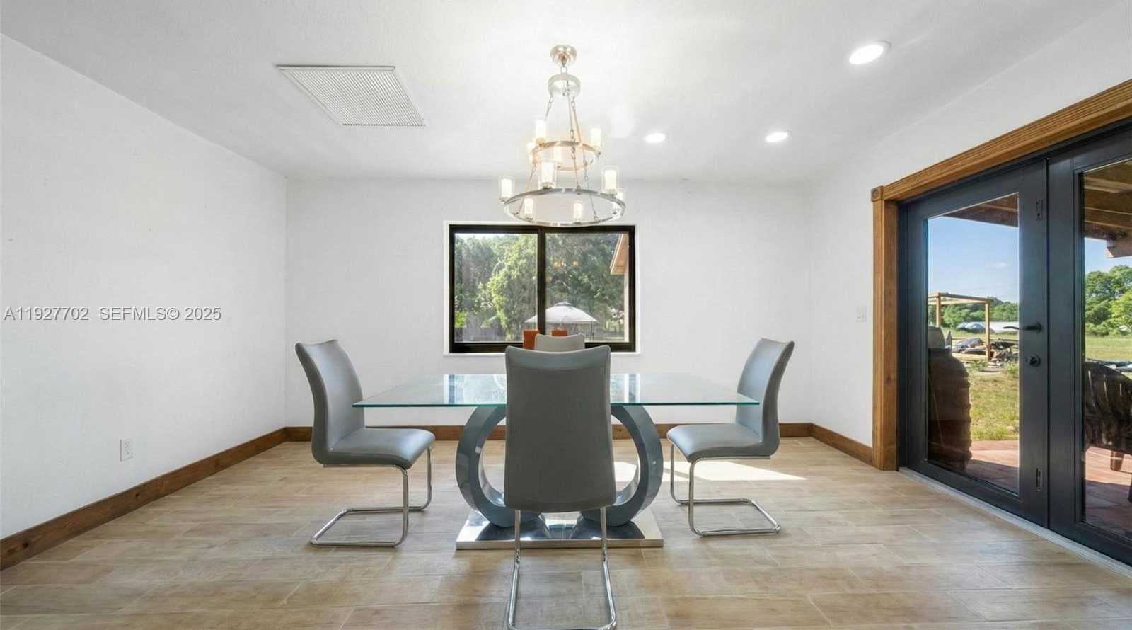 Small Image of 12900 SOUTH WEST 202ND AVE, Miami Number 16