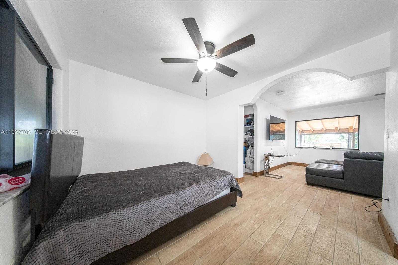 Small Image of 12900 SOUTH WEST 202ND AVE, Miami Number 25