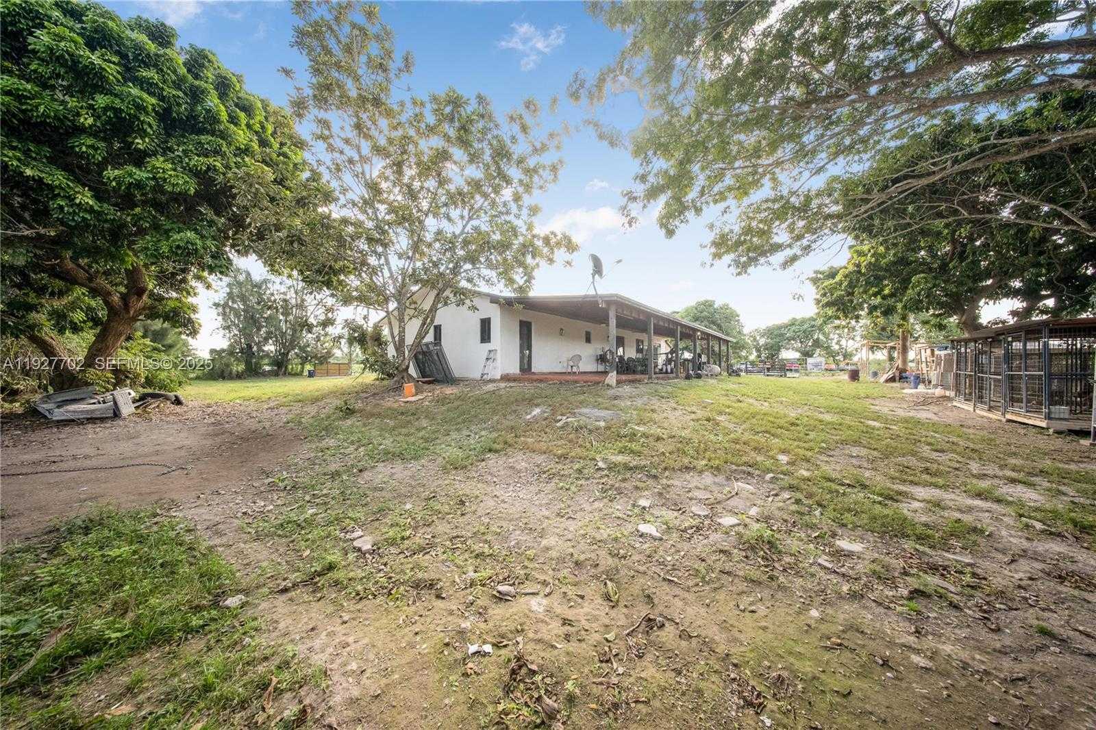 Small Image of 12900 SOUTH WEST 202ND AVE, Miami Number 29