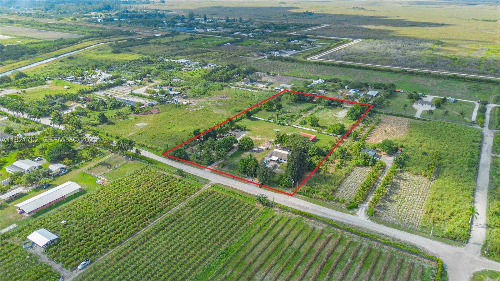 Small Image of 12900 SOUTH WEST 202ND AVE, Miami Number 34