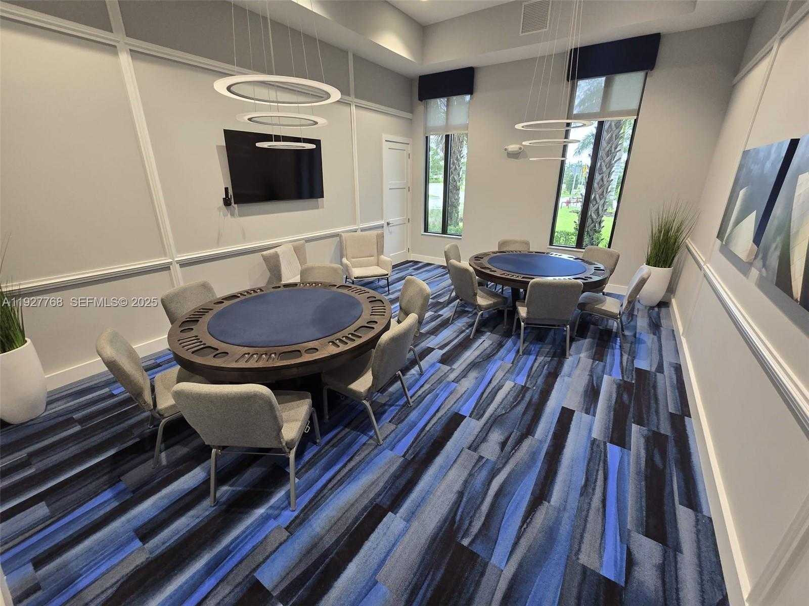 Small Image of 7959 LIBERTY WAY, Parkland Number 16