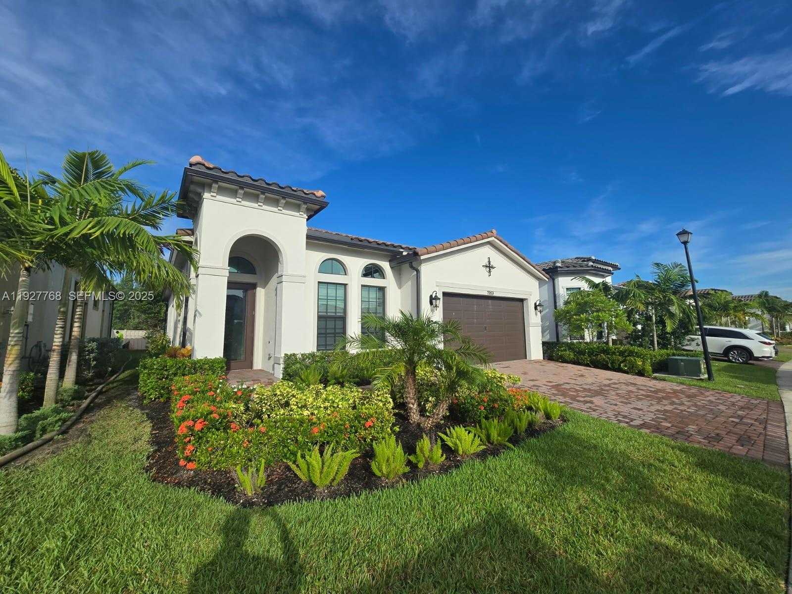 Small Image of 7959 LIBERTY WAY, Parkland Number 49