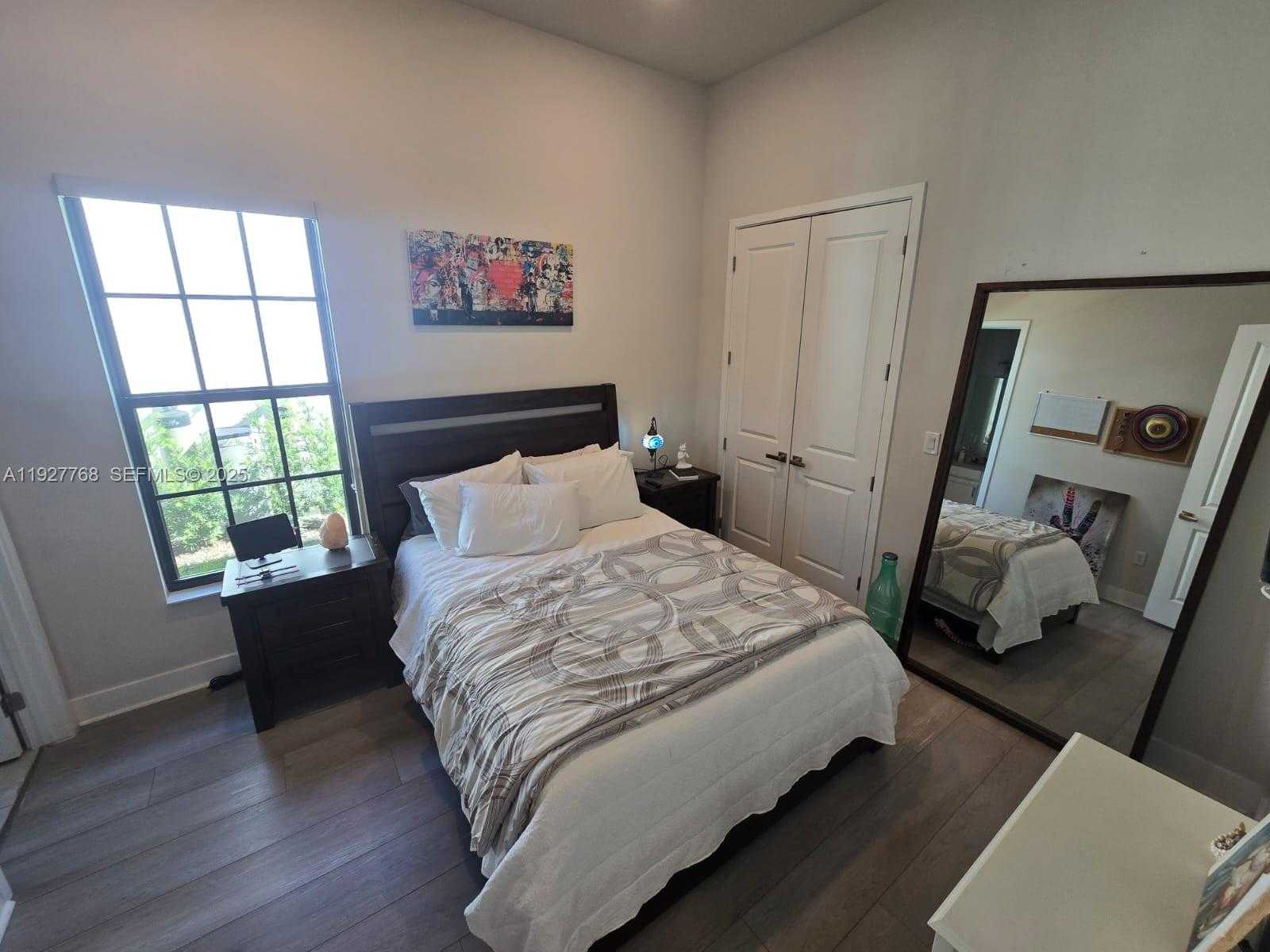 Small Image of 7959 LIBERTY WAY, Parkland Number 71