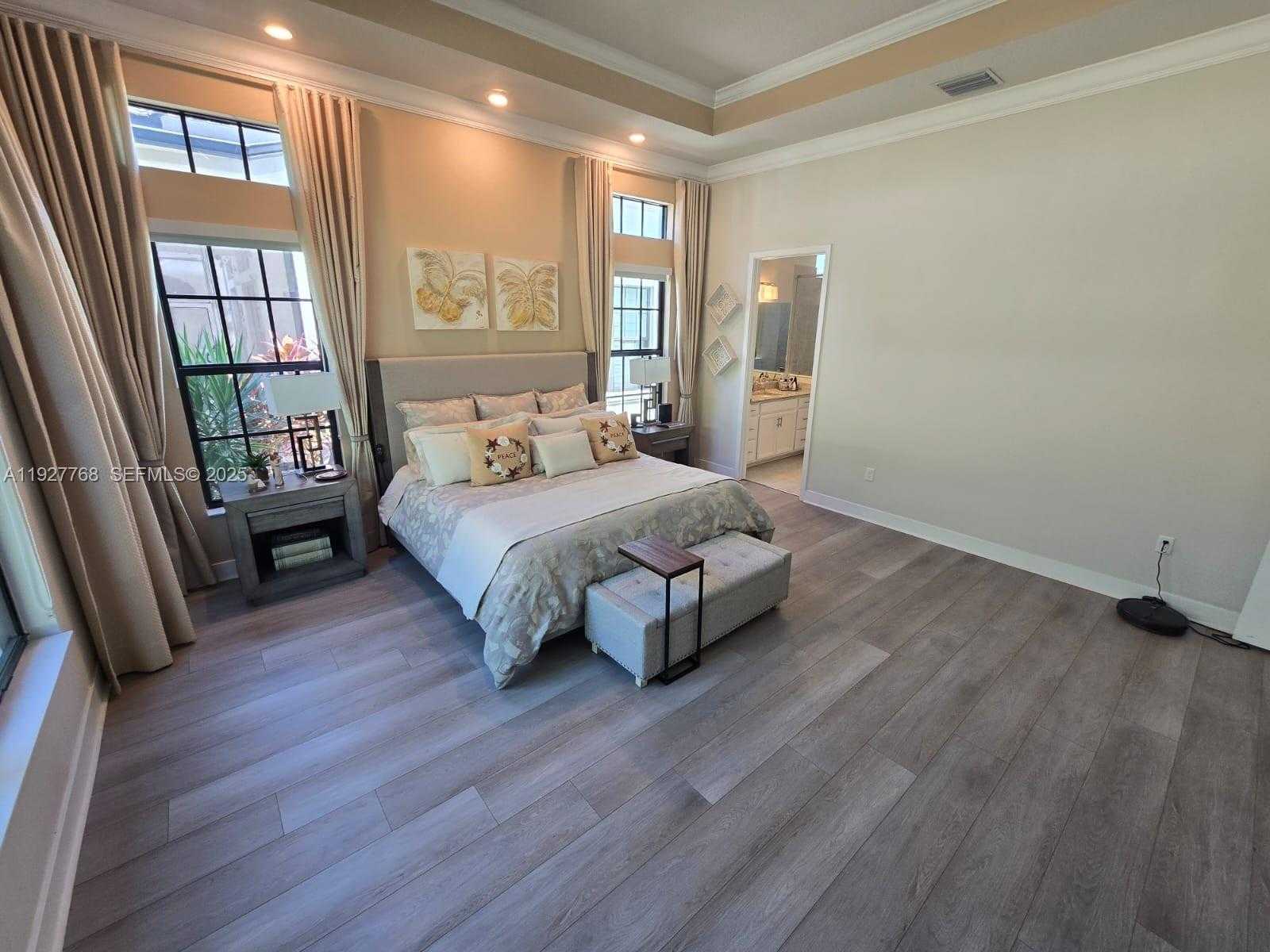 Small Image of 7959 LIBERTY WAY, Parkland Number 75