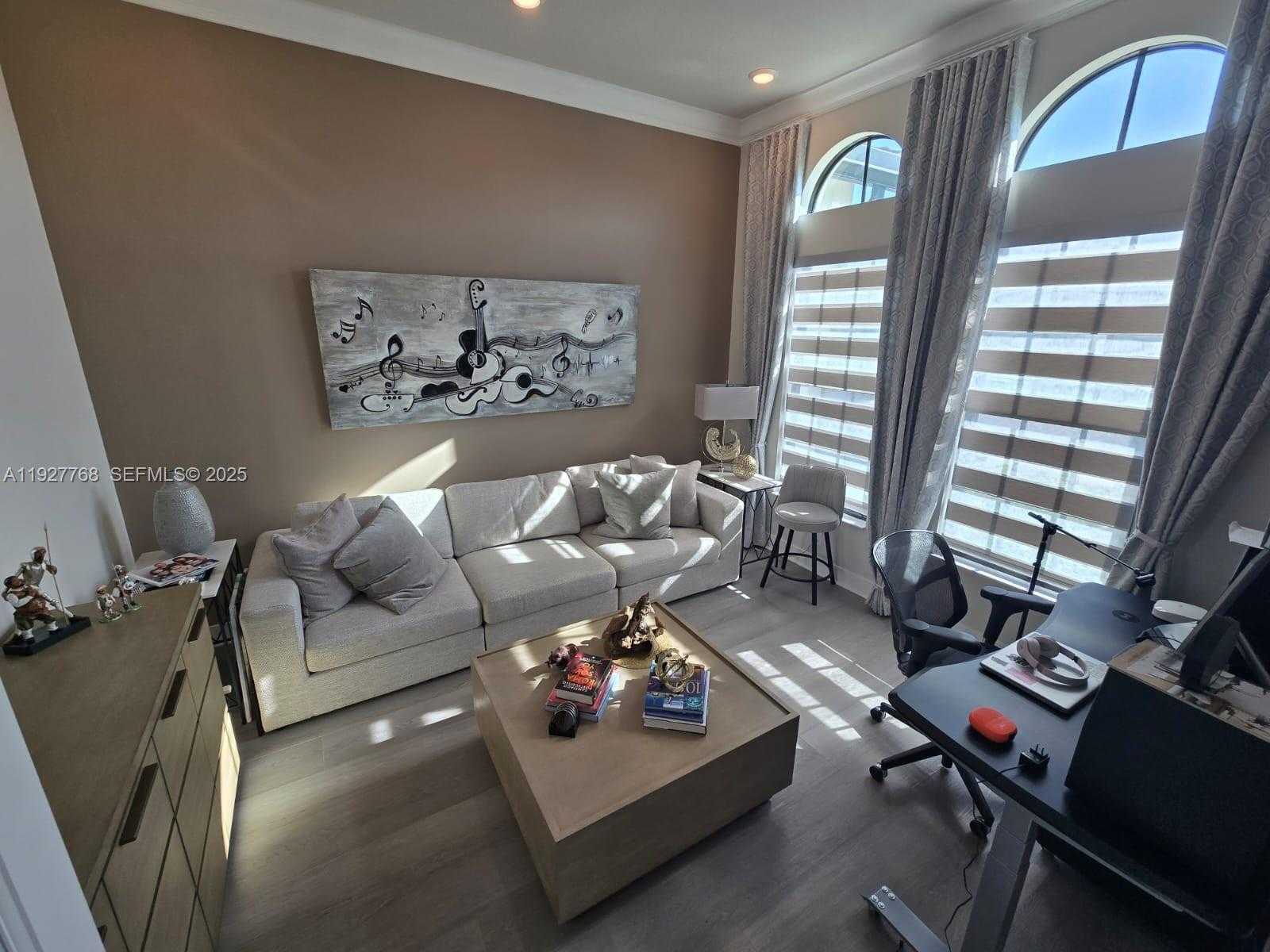 Small Image of 7959 LIBERTY WAY, Parkland Number 85