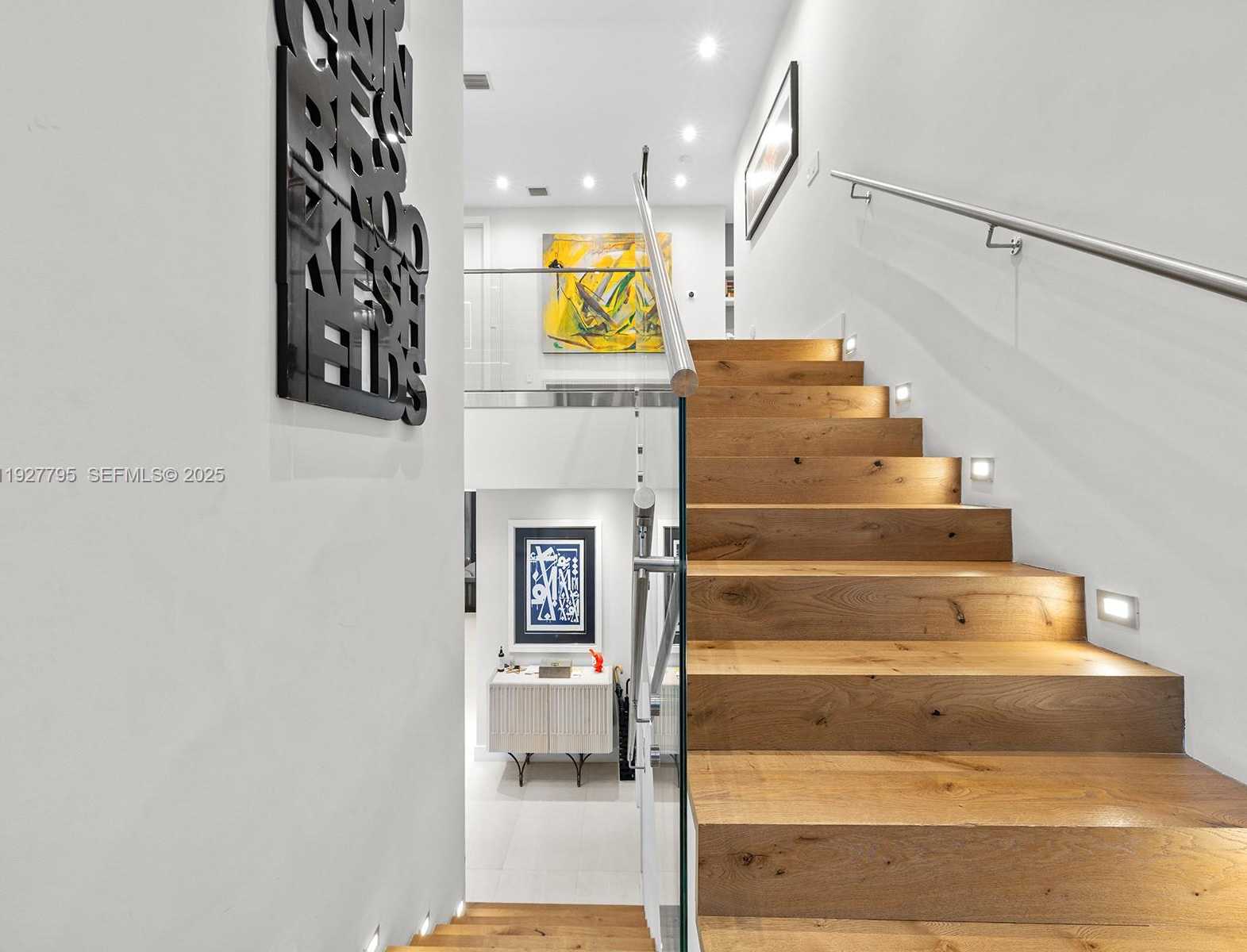 Small Image of 1760 CHUCUNANTAH RD, Miami Number 13