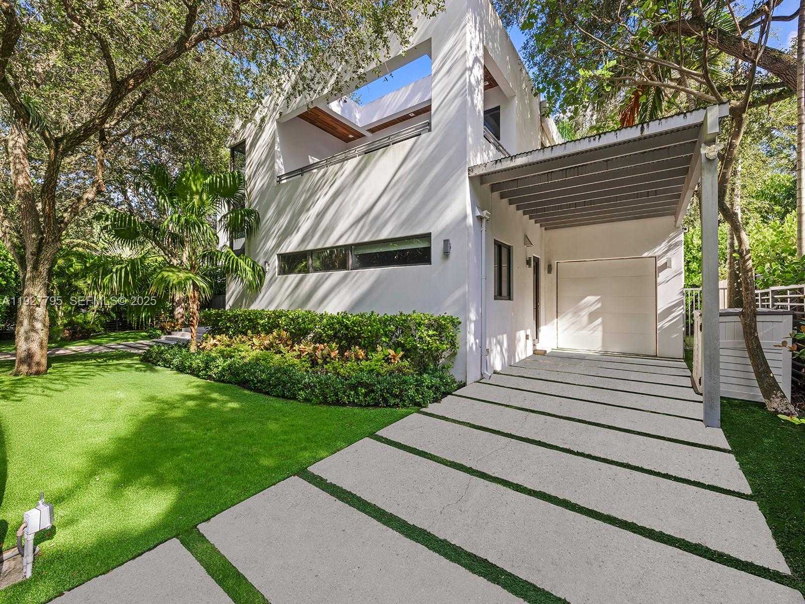 Small Image of 1760 CHUCUNANTAH RD, Miami Number 19