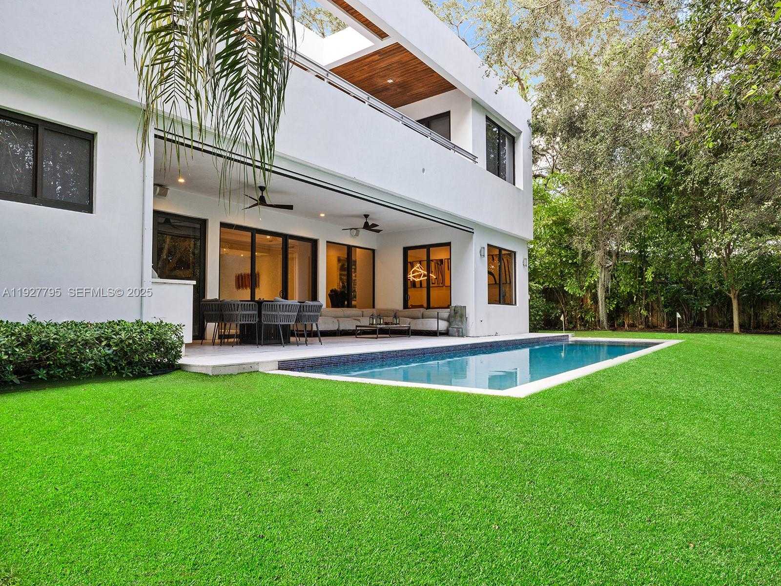 Small Image of 1760 CHUCUNANTAH RD, Miami Number 21