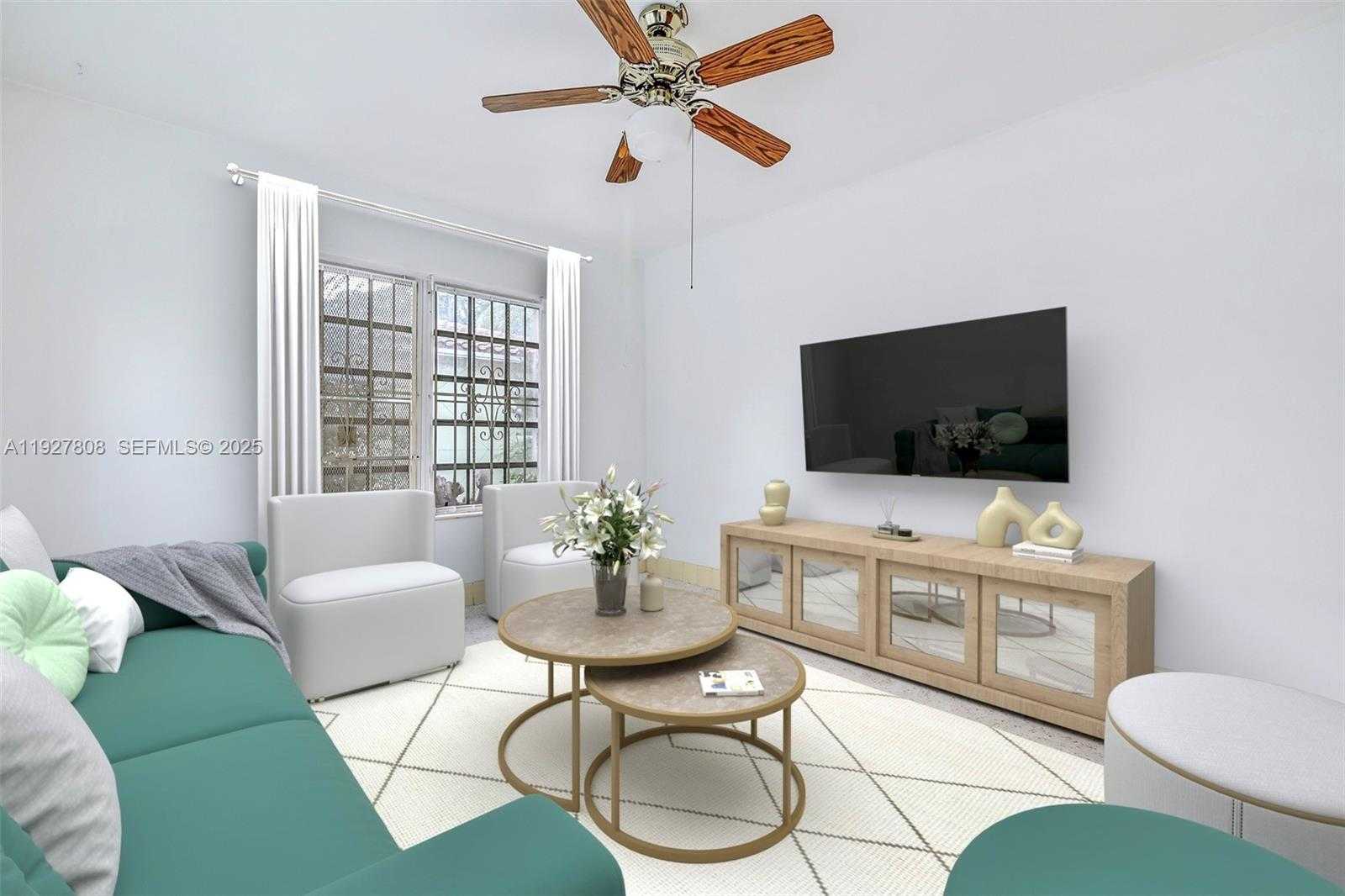 Imagen de Pequeño Objeto