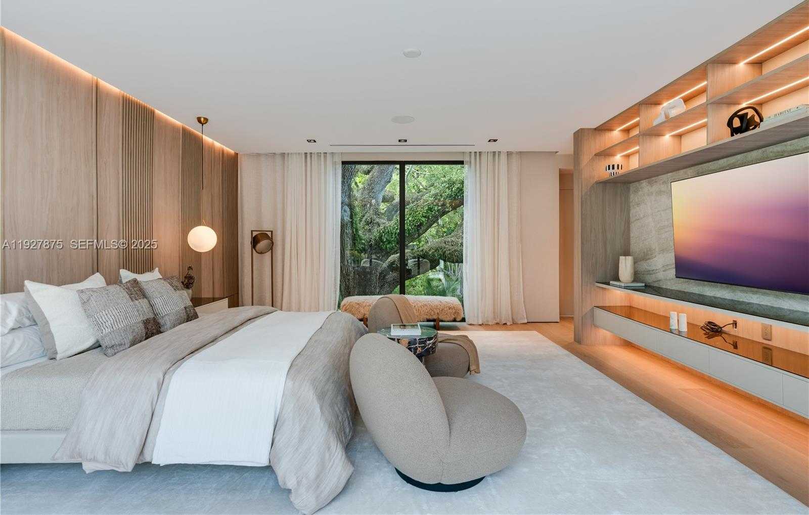 Small Image of 2800 CALUSA STREET, Miami Number 28