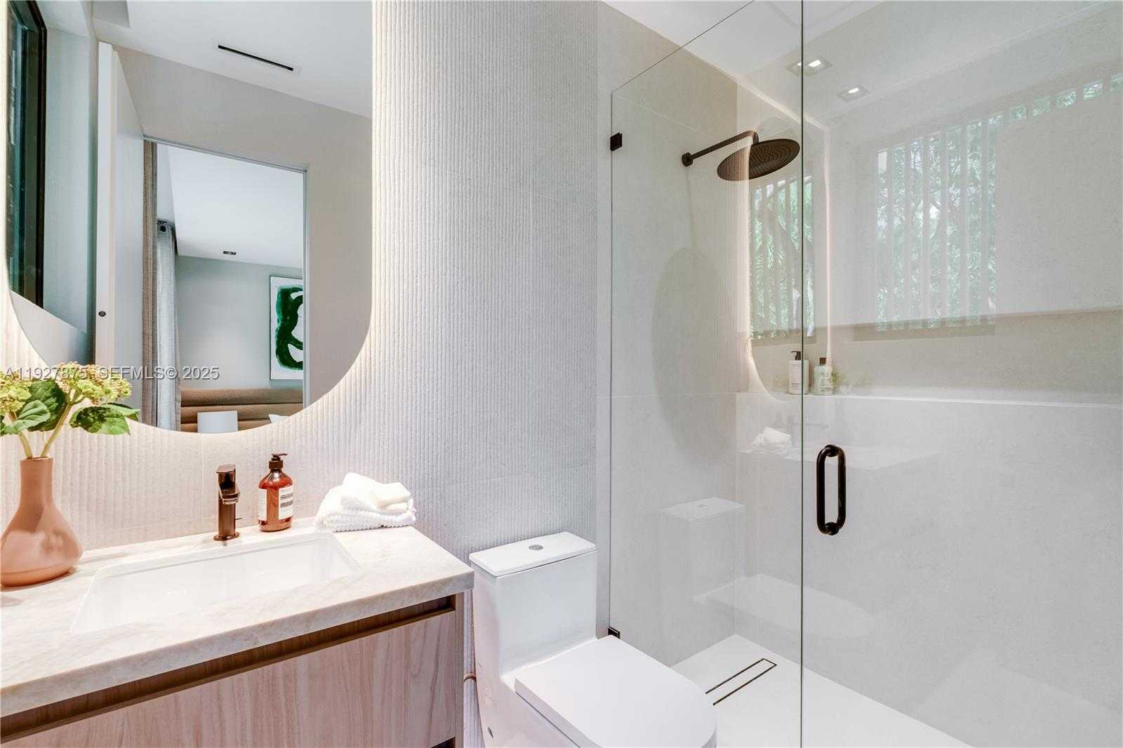 Small Image of 2800 CALUSA STREET, Miami Number 55